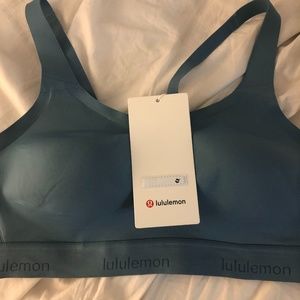 *NWT* Lululemon Sports Bra